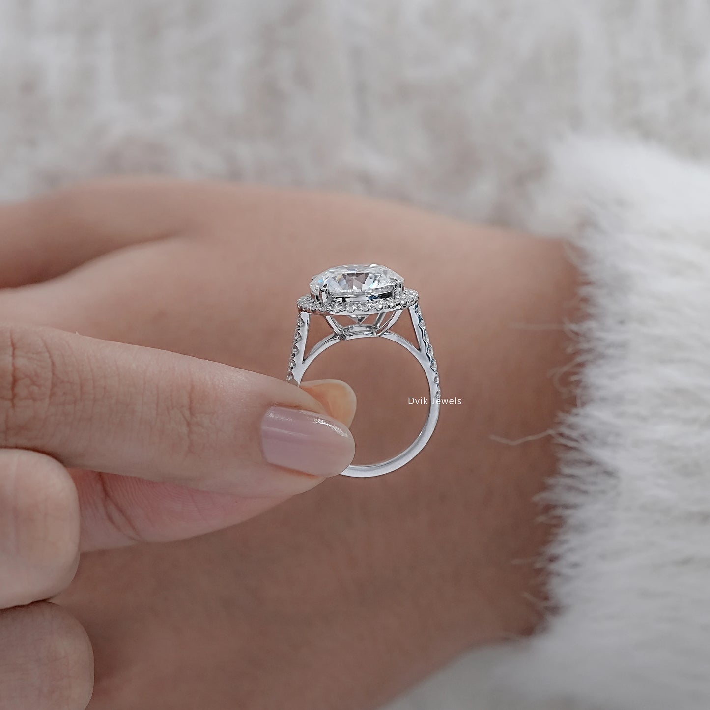 6 CT Round Cut Lab Diamond Halo Accent Wedding Ring