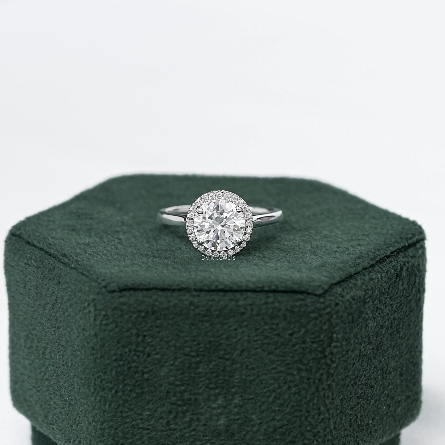 Brilliant Round-Cut Diamond Halo Solitaire Ring