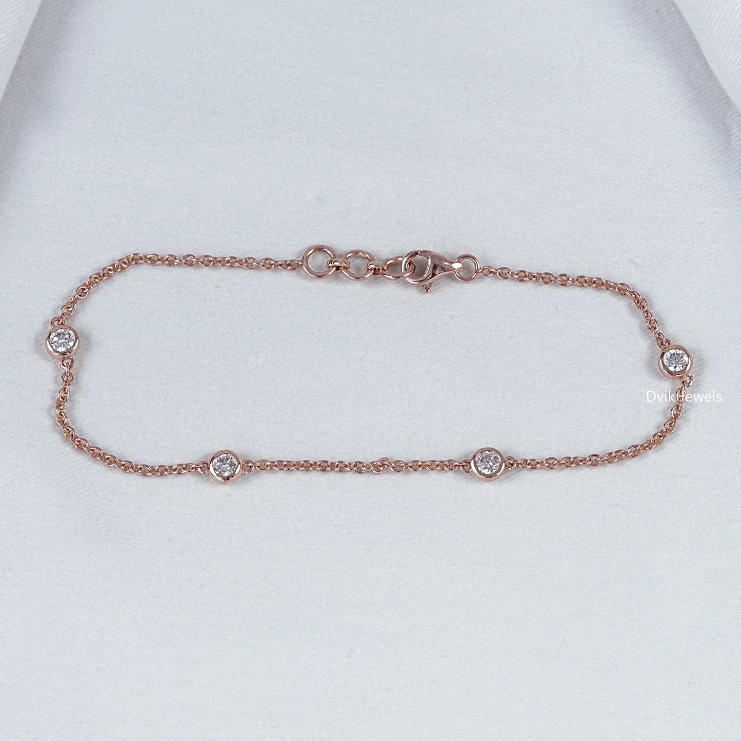Round Lab Diamond Station Chain Bracelet