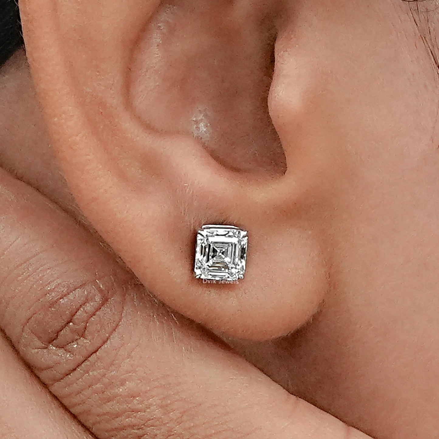 Asscher Lab Grown Diamond Stud Earring