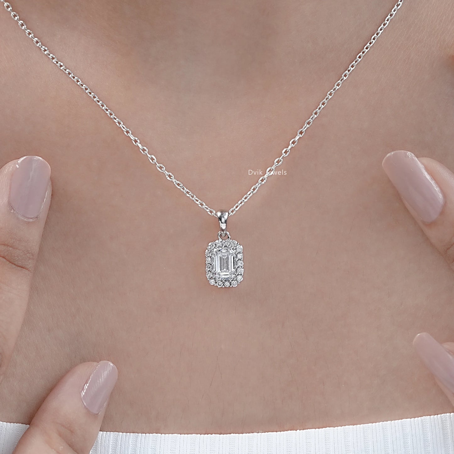Emerald Cut Minimalistic Diamond Halo Pendant