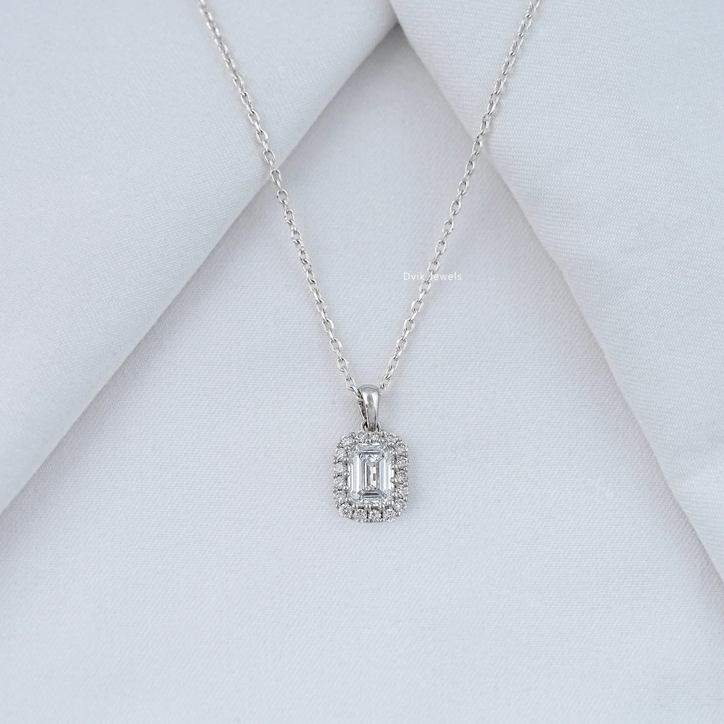 Emerald Cut Minimalistic Diamond Halo Pendant