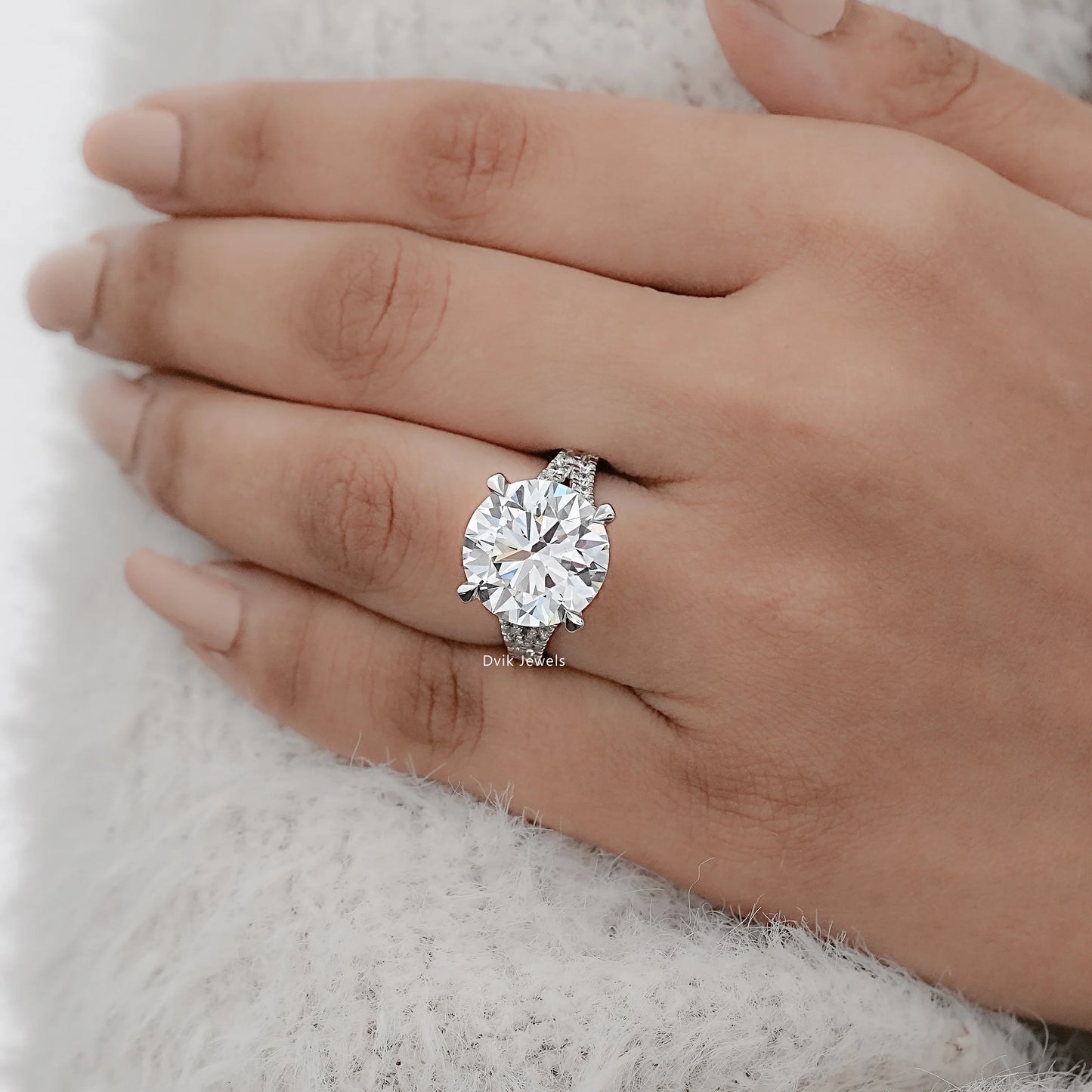 Round Cut Lab Diamond Split Shank Accent Ring