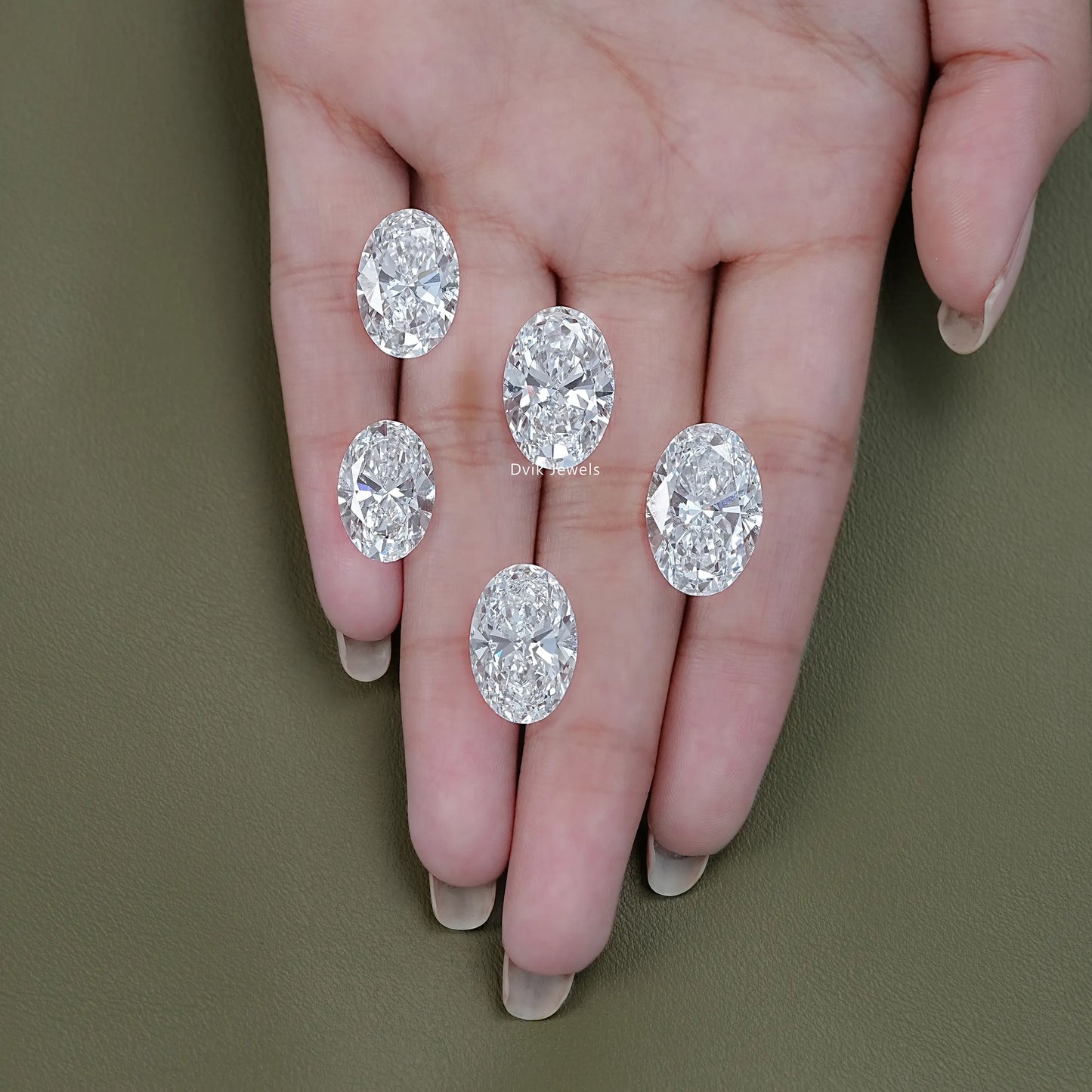 IGI Certified Oval Lab Grown Loose Diamond - 6.00 To 10.00 CT