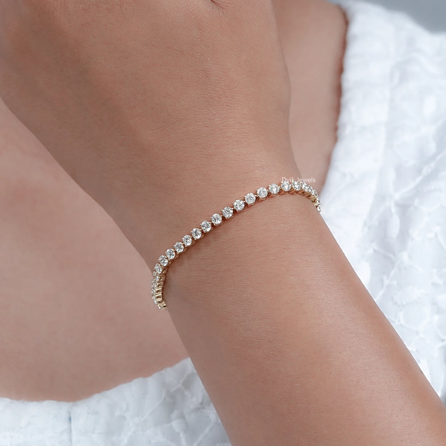 Round Cut Lab Grown Diamond Tennis Bracelet