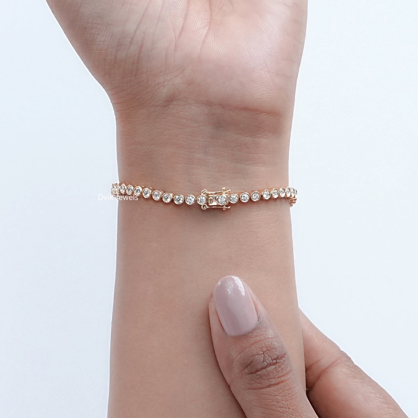 Round Cut Lab Grown Diamond Bezel Bracelet