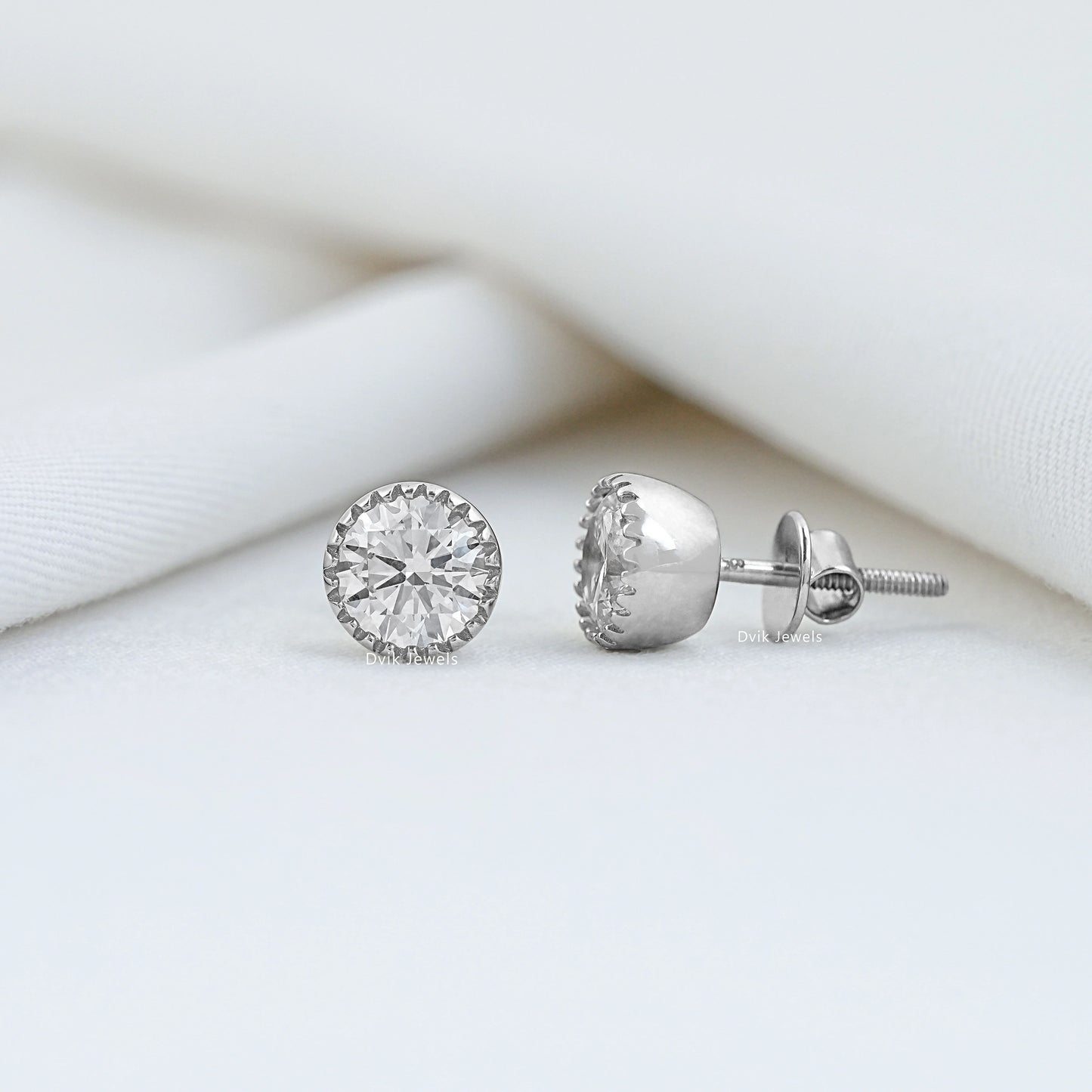 Milgrain Set Round Lab Diamond Stud Earrings