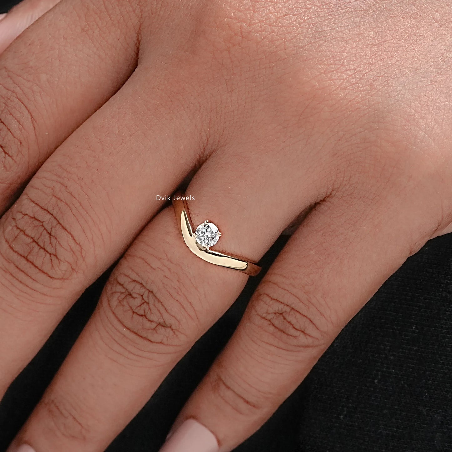 Round Lab Diamond Solitaire Curved Ring