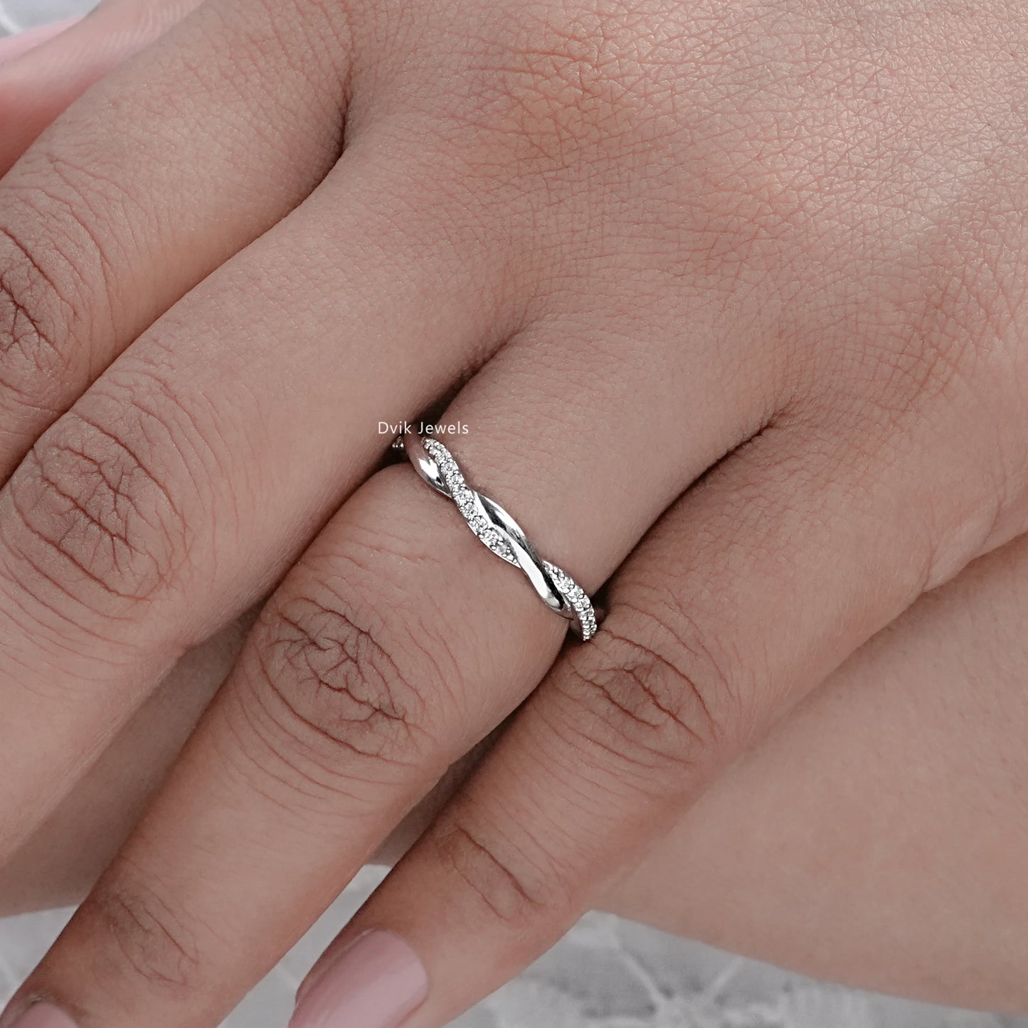 Round Diamond Infinity Semi-Eternity Wedding Band