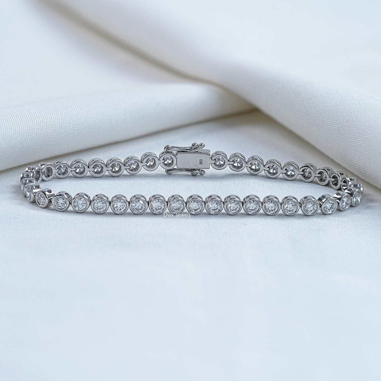Bezel Set Round Lab Diamond Tennis Bracelet