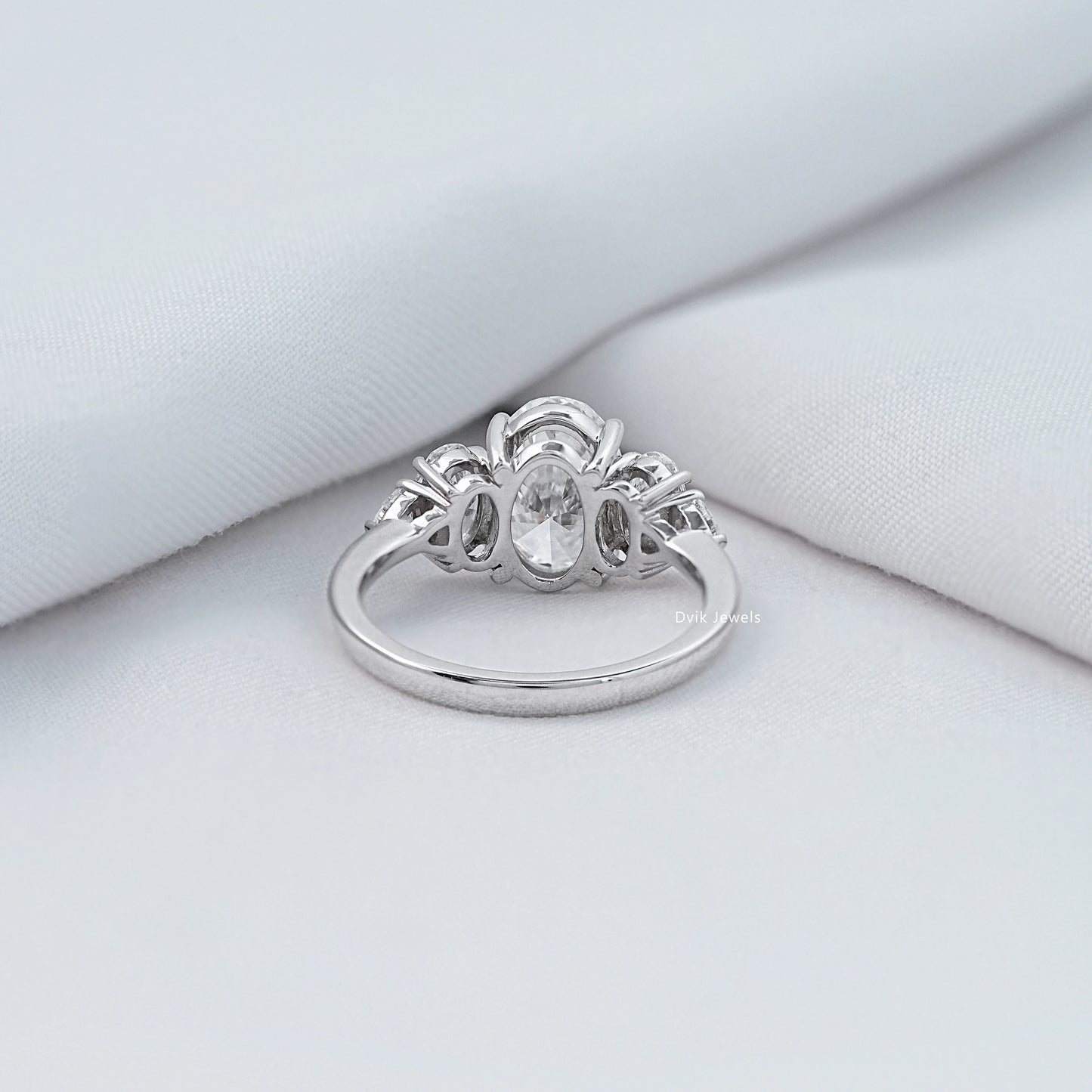 Lab Grown Diamond Oval Cut Five Stone Ring