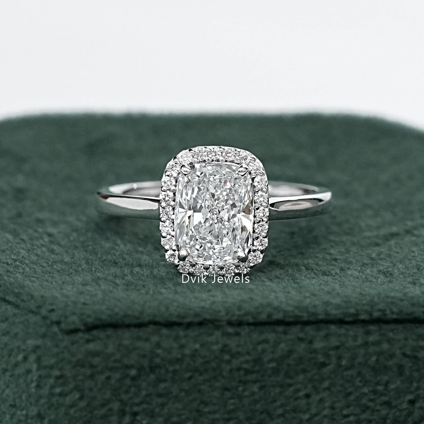 Cushion Cut Halo Diamond Engagement Ring