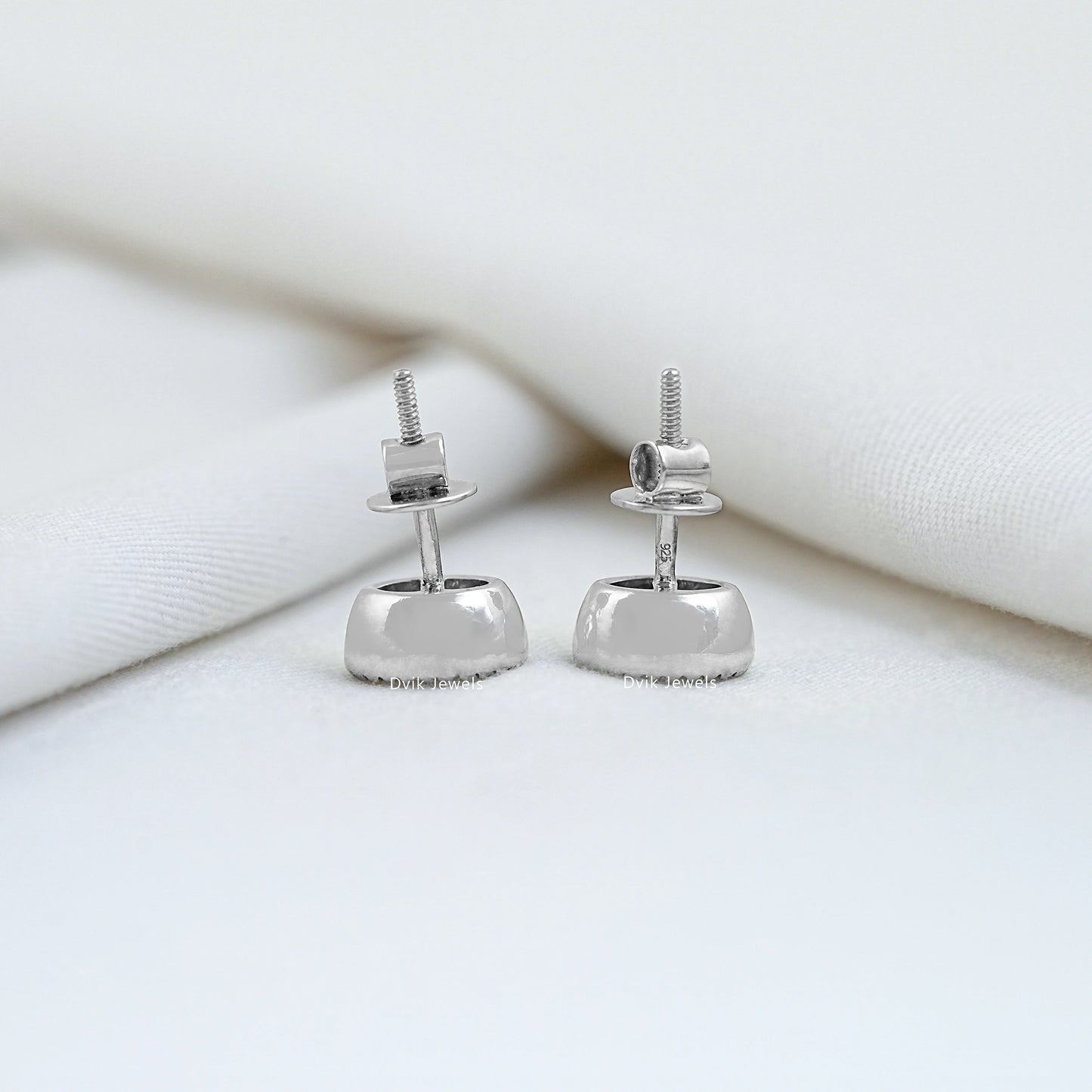 Lab Grown Oval Cut Diamond Milgrain Set Earrings