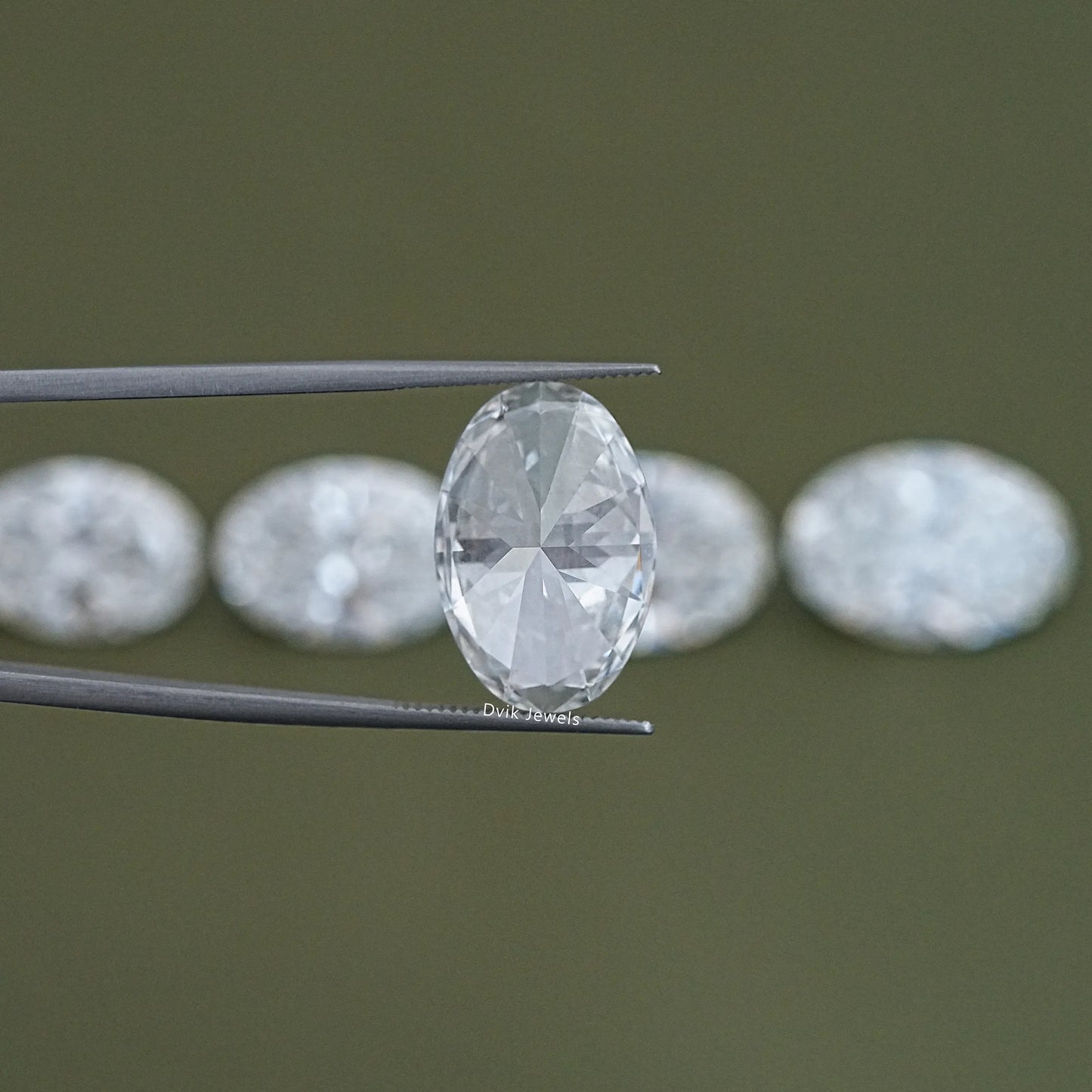 IGI Certified Oval Lab Grown Loose Diamond - 6.00 To 10.00 CT