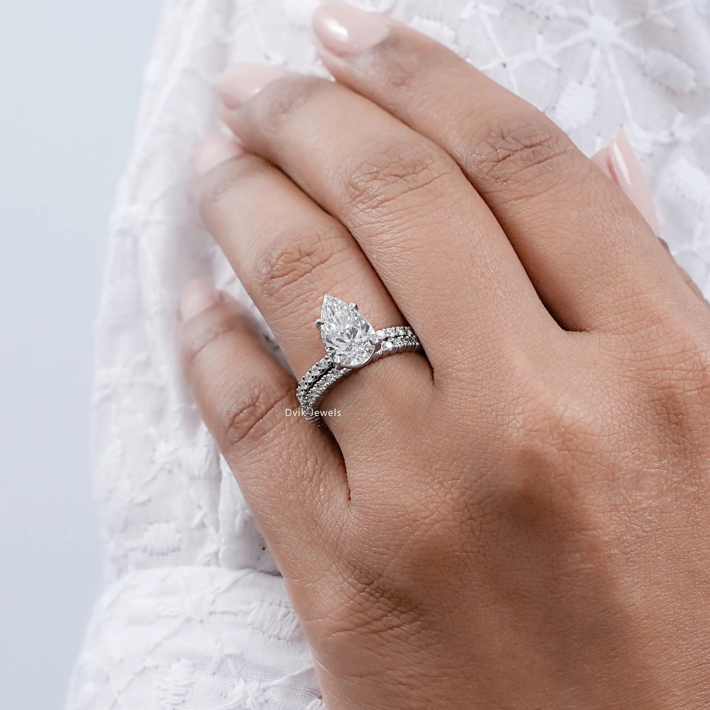 Pear Cut Lab Grown Diamond Solitaire Ring Set