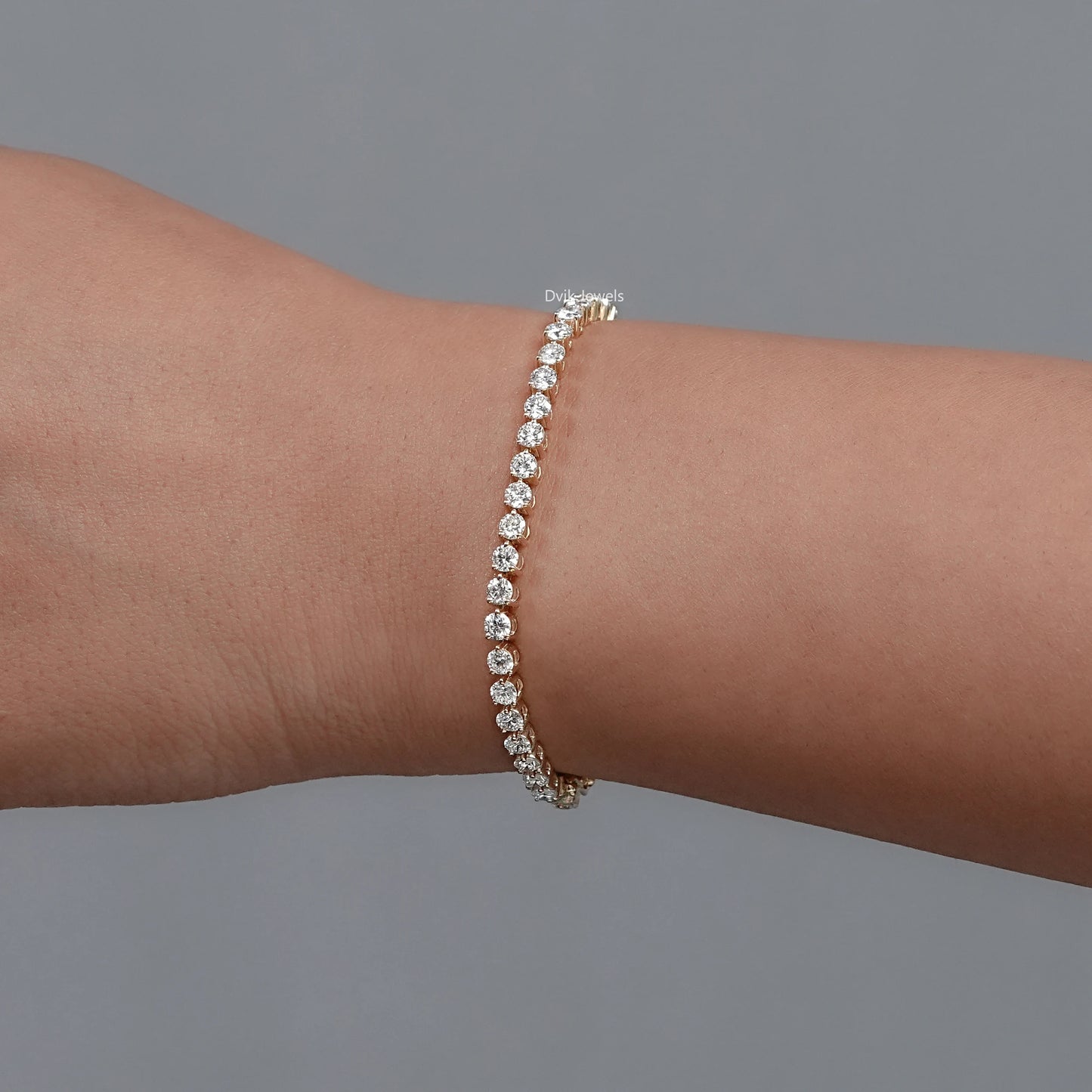Round Cut Lab Grown Diamond Tennis Bracelet