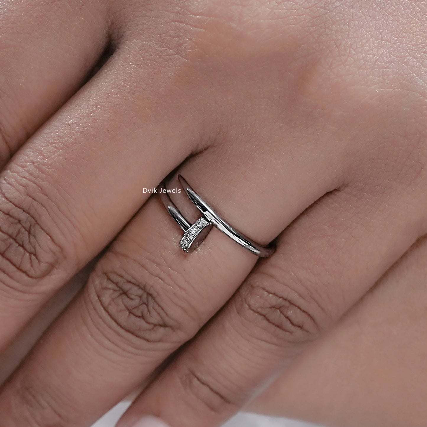 Round Cut Lab Grown Diamond Ring