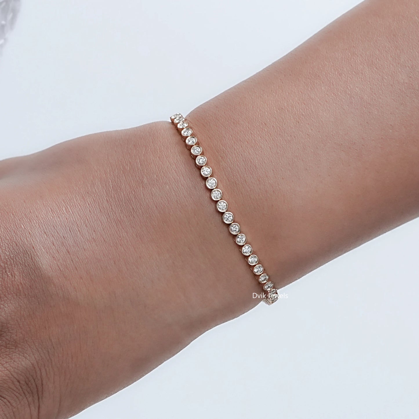 Round Cut Lab Grown Diamond Bezel Bracelet