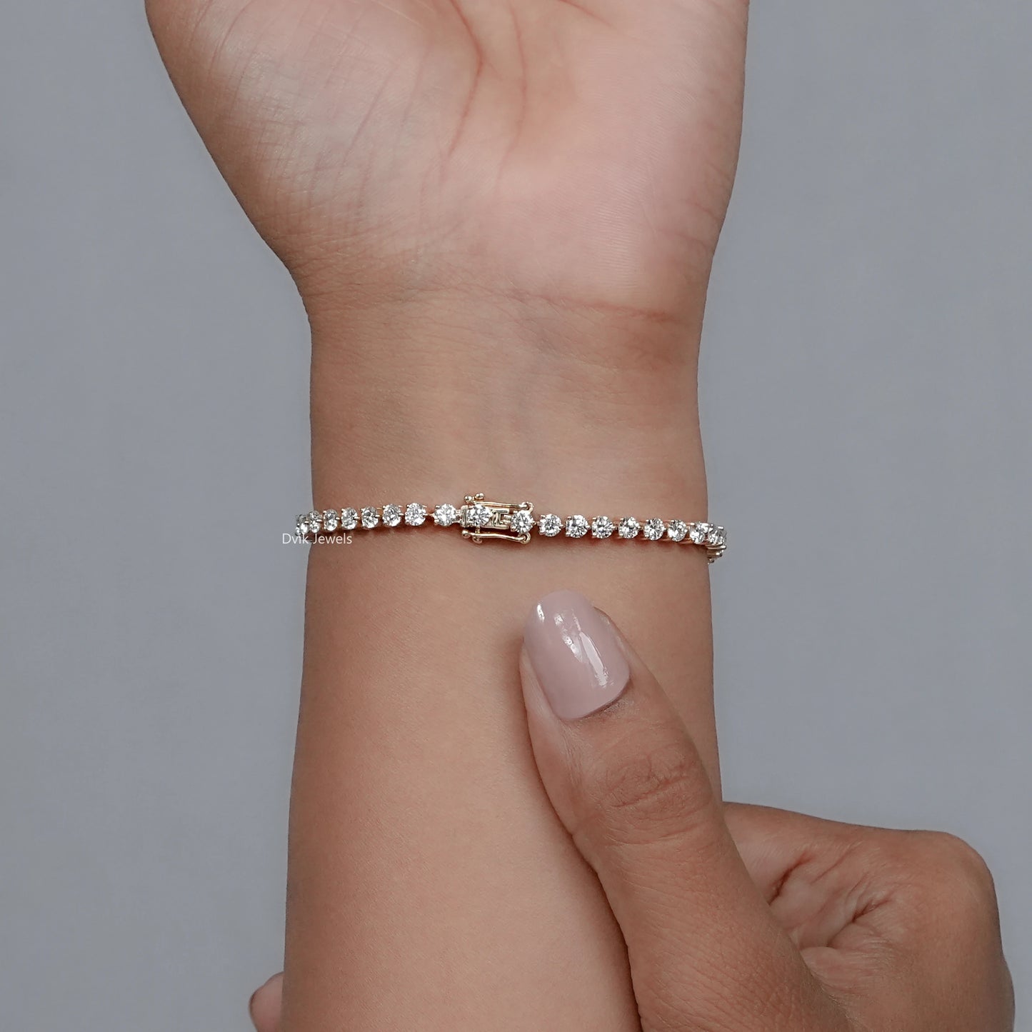 Round Cut Lab Grown Diamond Tennis Bracelet