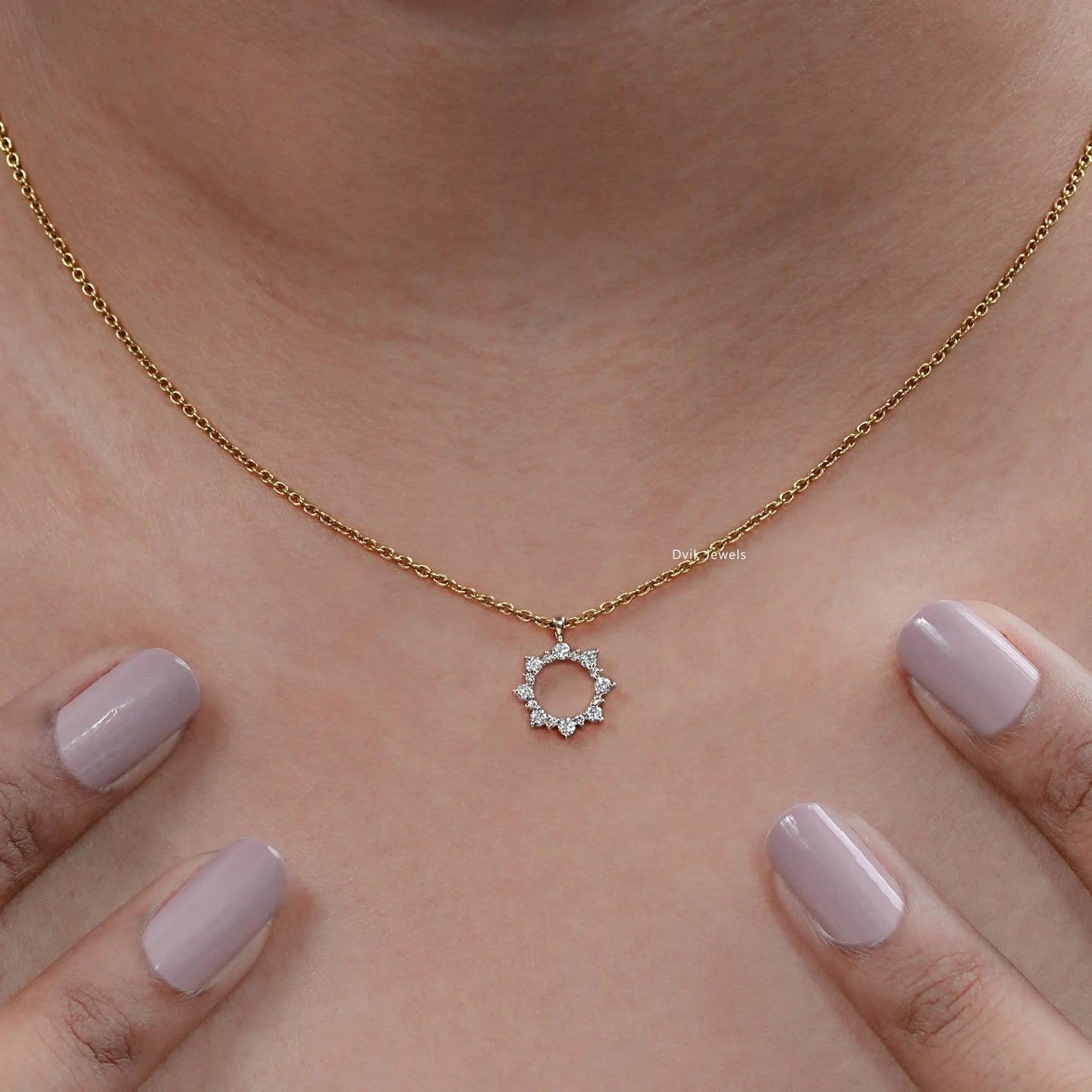 Floral Style Round Diamond Dainty Pendant
