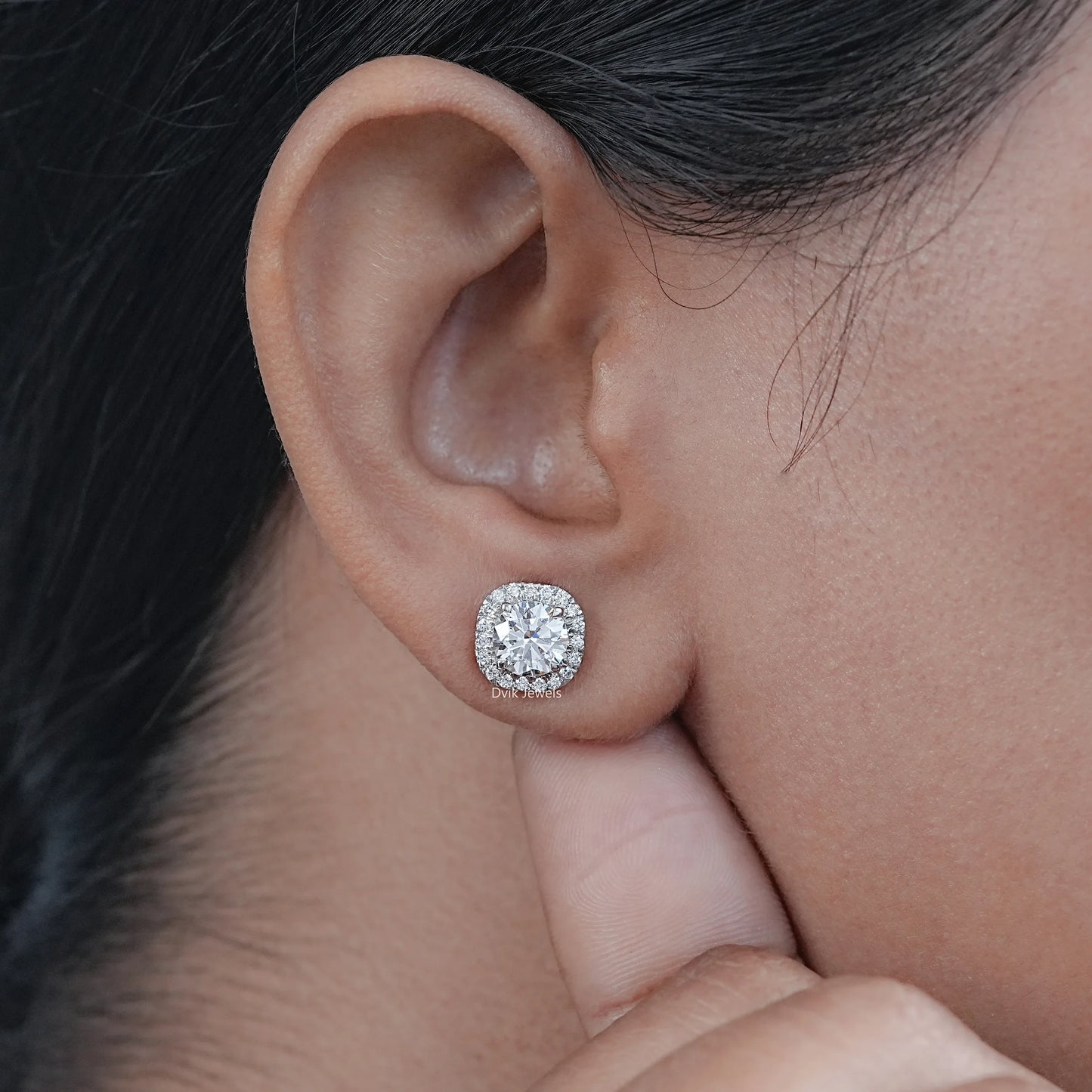 Round Cut Halo Diamond Stud Earrings