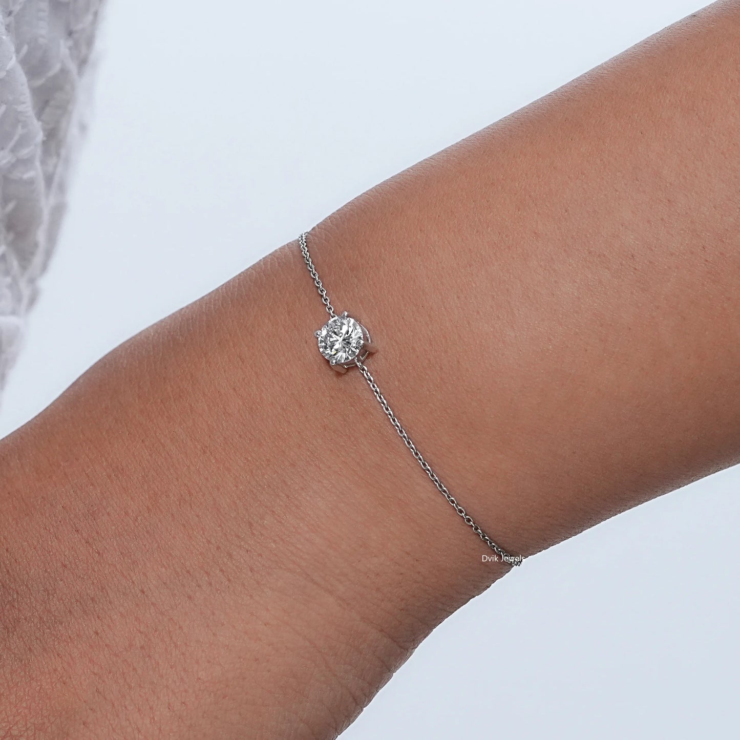 Lab Diamond Round Cut Solitaire Bracelet