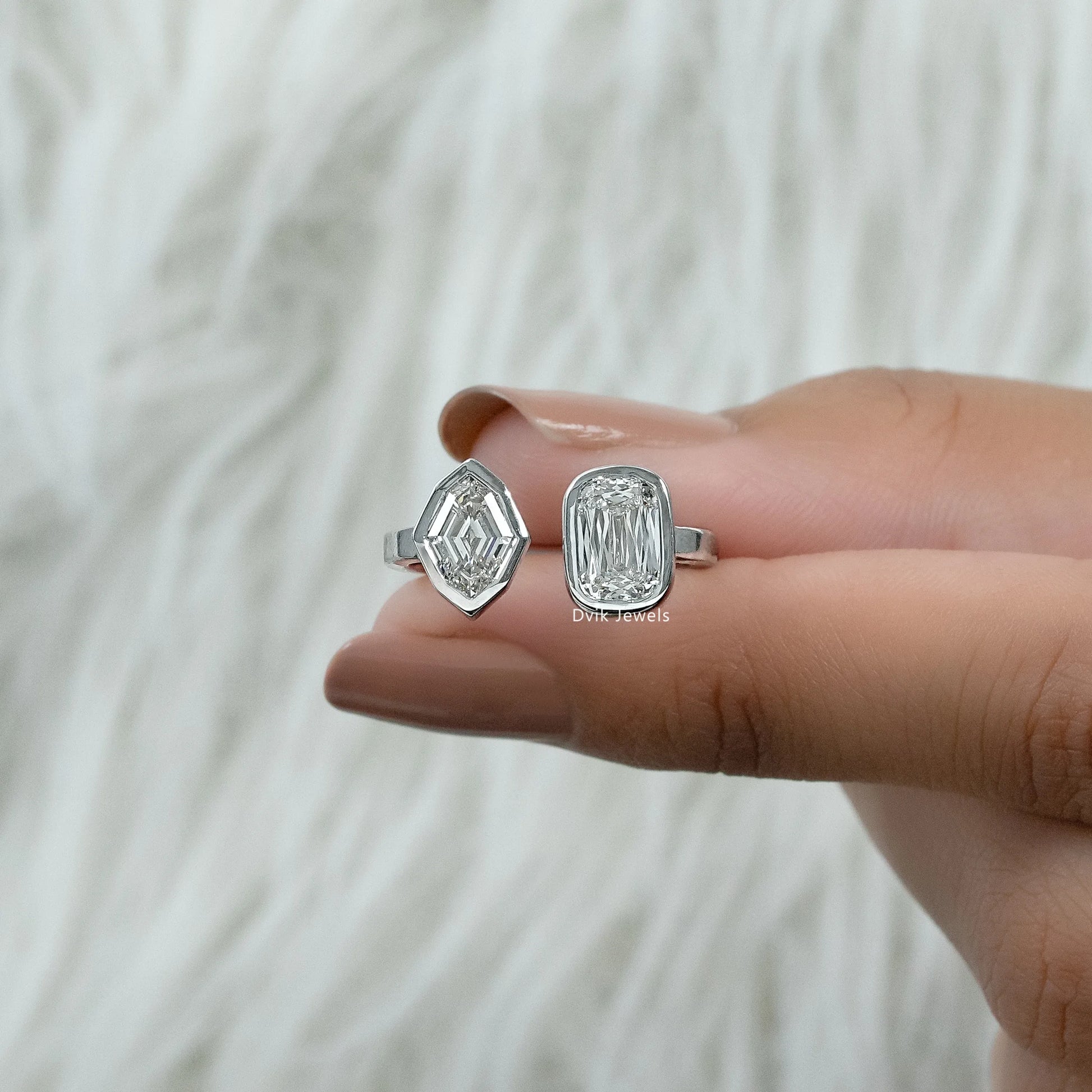 Criss Cut & Step Cut Moval Lab Diamond Toi Moi Ring Ring