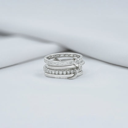 Interlink Baguette And Round Diamond Band