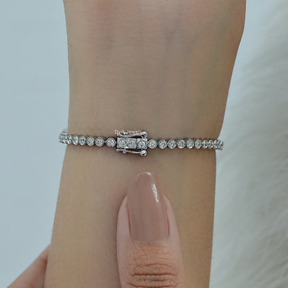 Bezel Set Round Lab Diamond Graduated Tennis Bracelet Bracelet