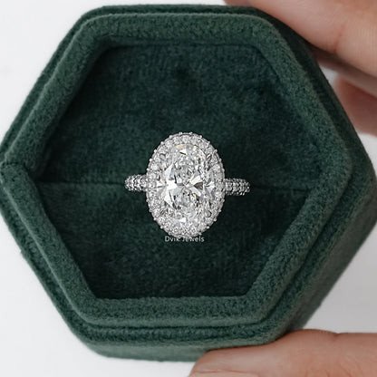Brilliant Oval Cut Halo Diamond Engagement Ring