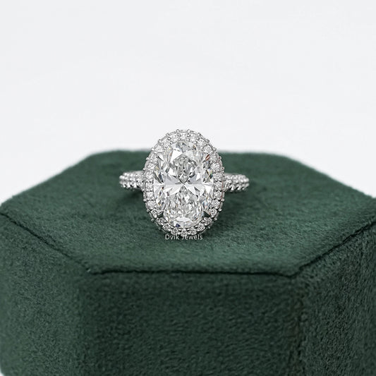 Brilliant Oval Cut Halo Diamond Engagement Ring