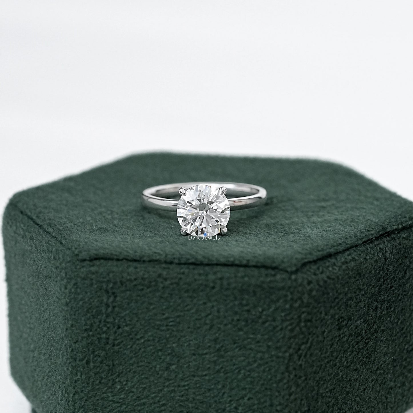 2 Carat Round Cut Diamond Solitaire Proposal Ring