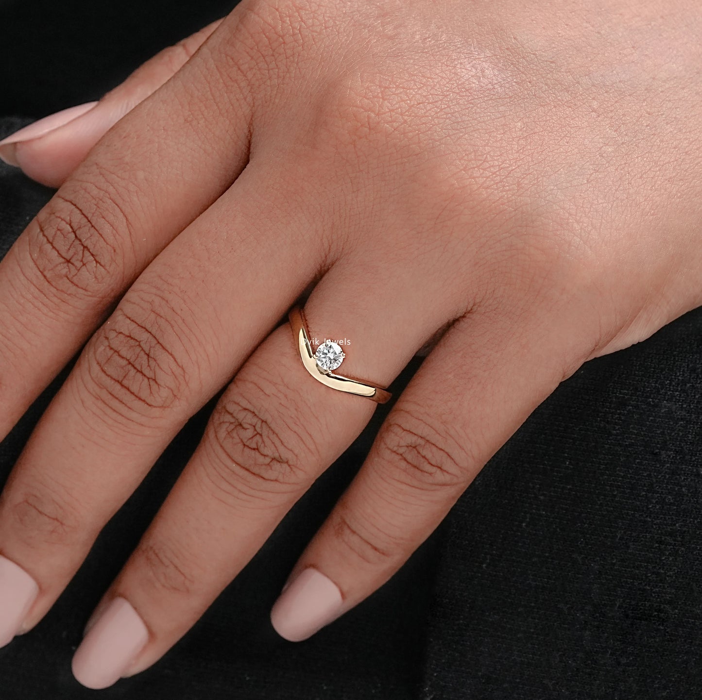 Round Lab Diamond Solitaire Curved Ring