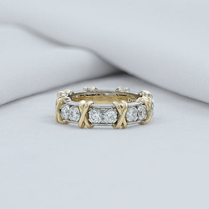 Round Diamond Band with Criss Cross Pattern Band