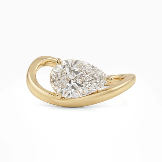 Curve Wave Pear Shaped Solitaire Diamond Ring Ring