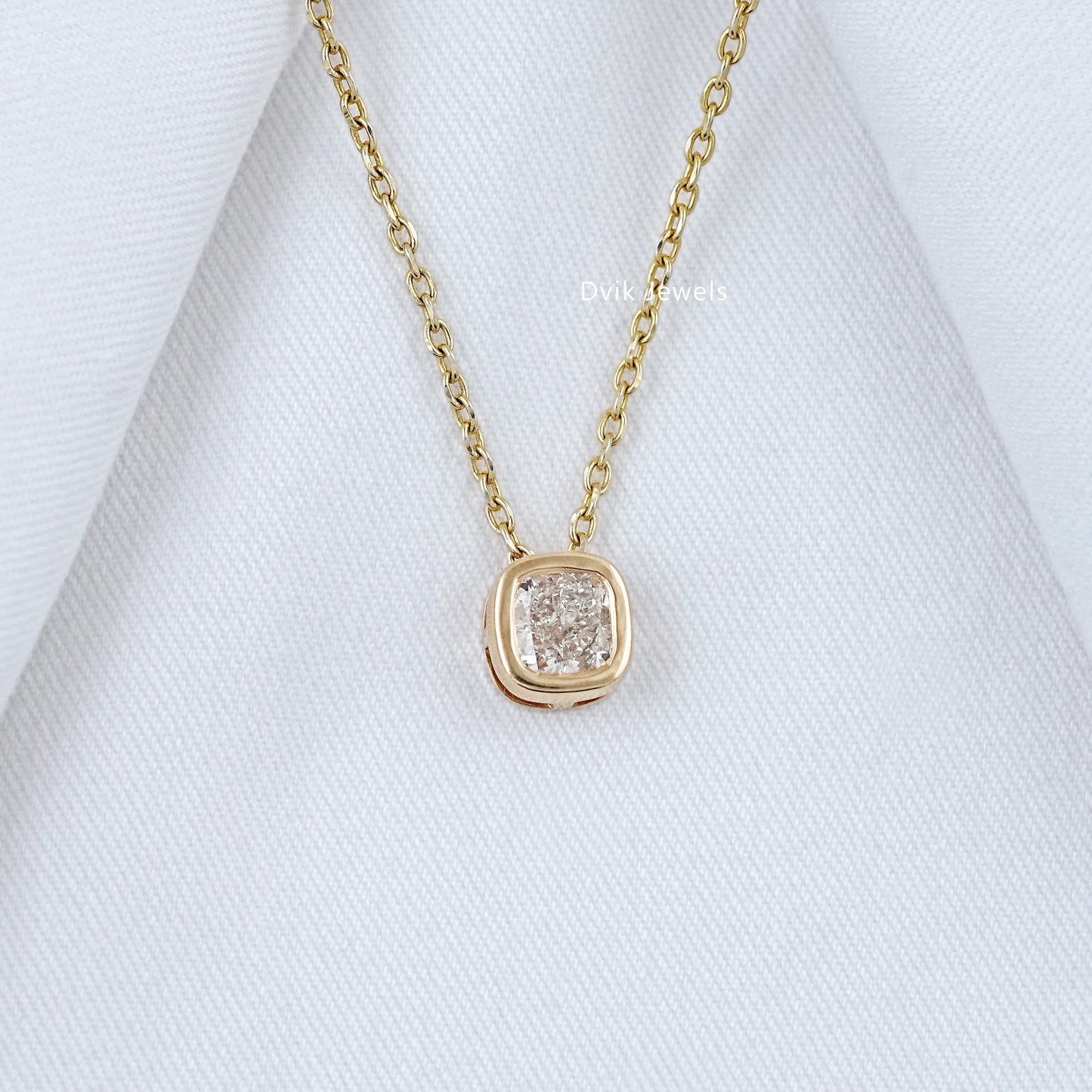 Cushion Lab Diamond Bezel Set Pendant
