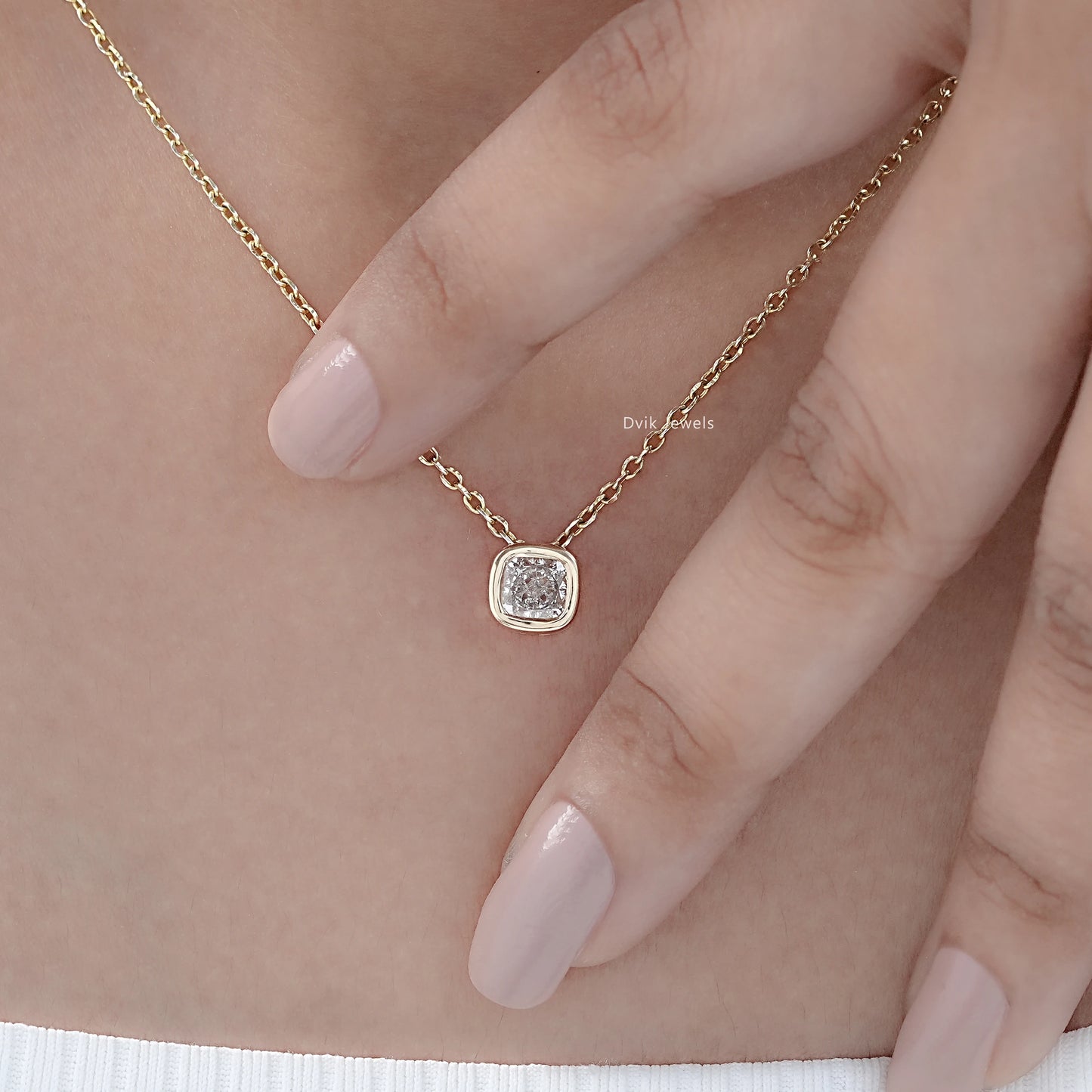 Cushion Lab Diamond Bezel Set Pendant