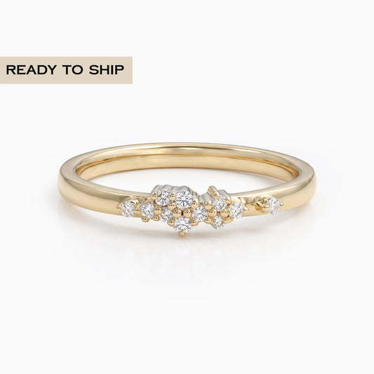 Minimalist Round Diamond Dainty Ring
