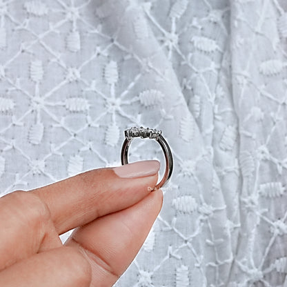 Pear And Round Diamond Curved Dainty Ring