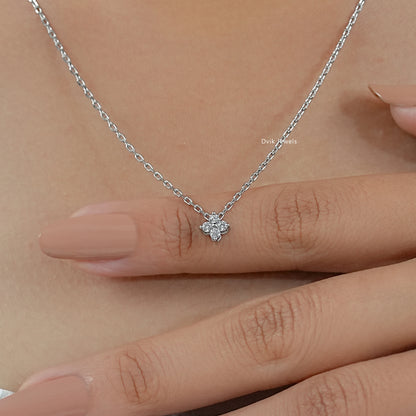 Round Diamond Floral Style Minimalist Pendant Pendant