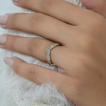 Double Row Round Diamond Curved Band