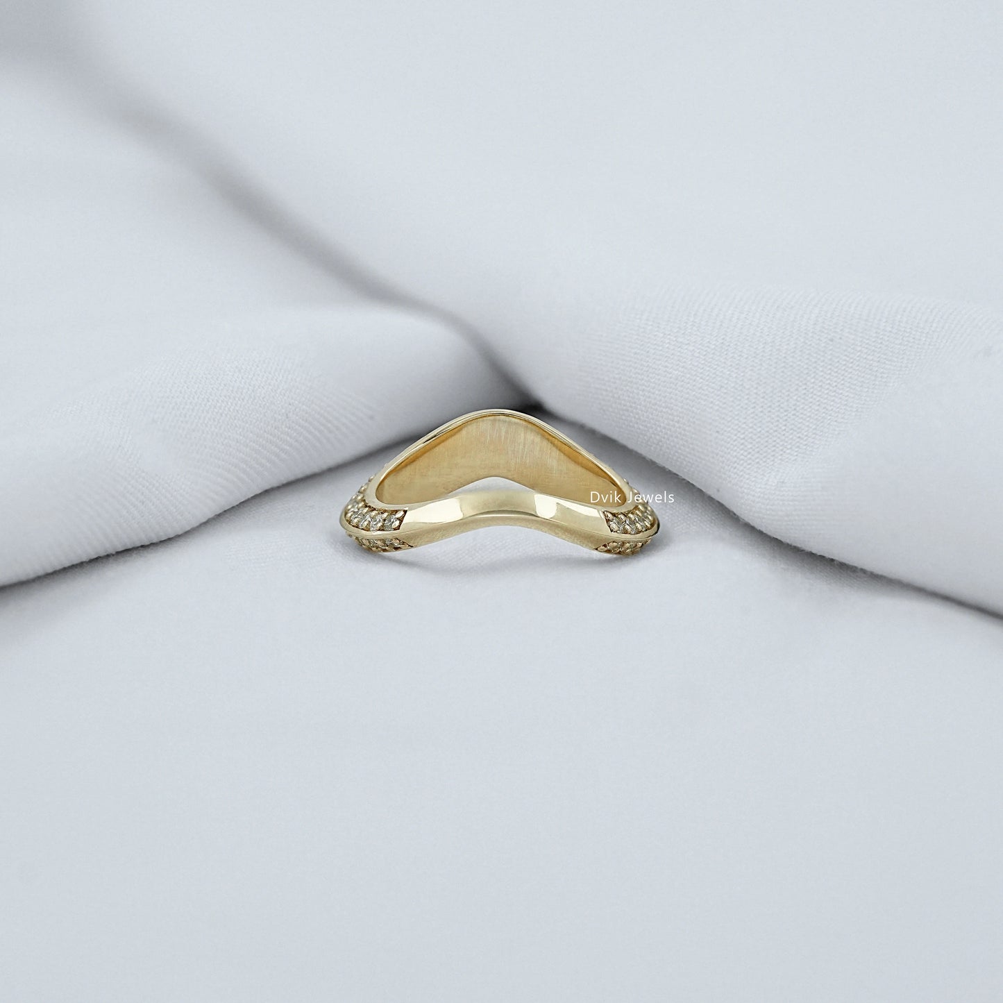 Double Row Round Diamond Curved Band