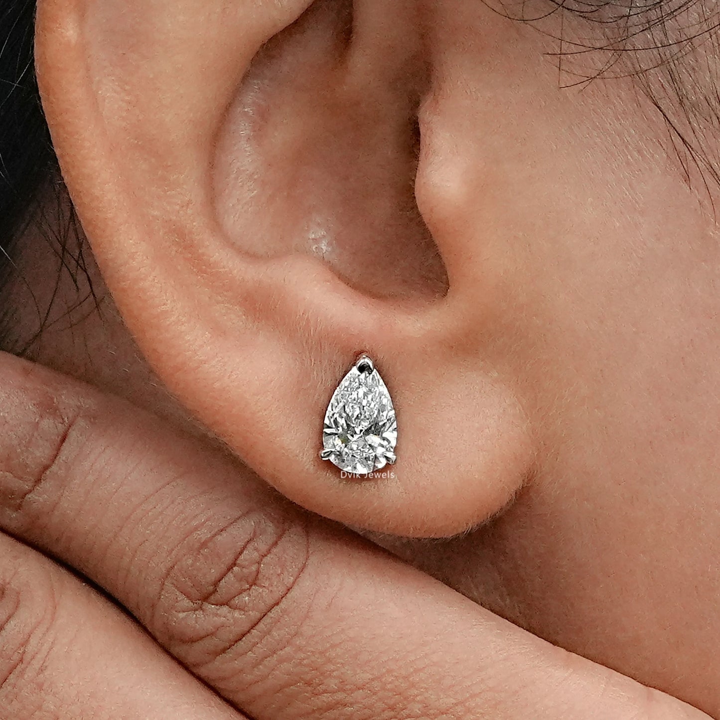 Pear Lab Grown Diamond Stud Earring