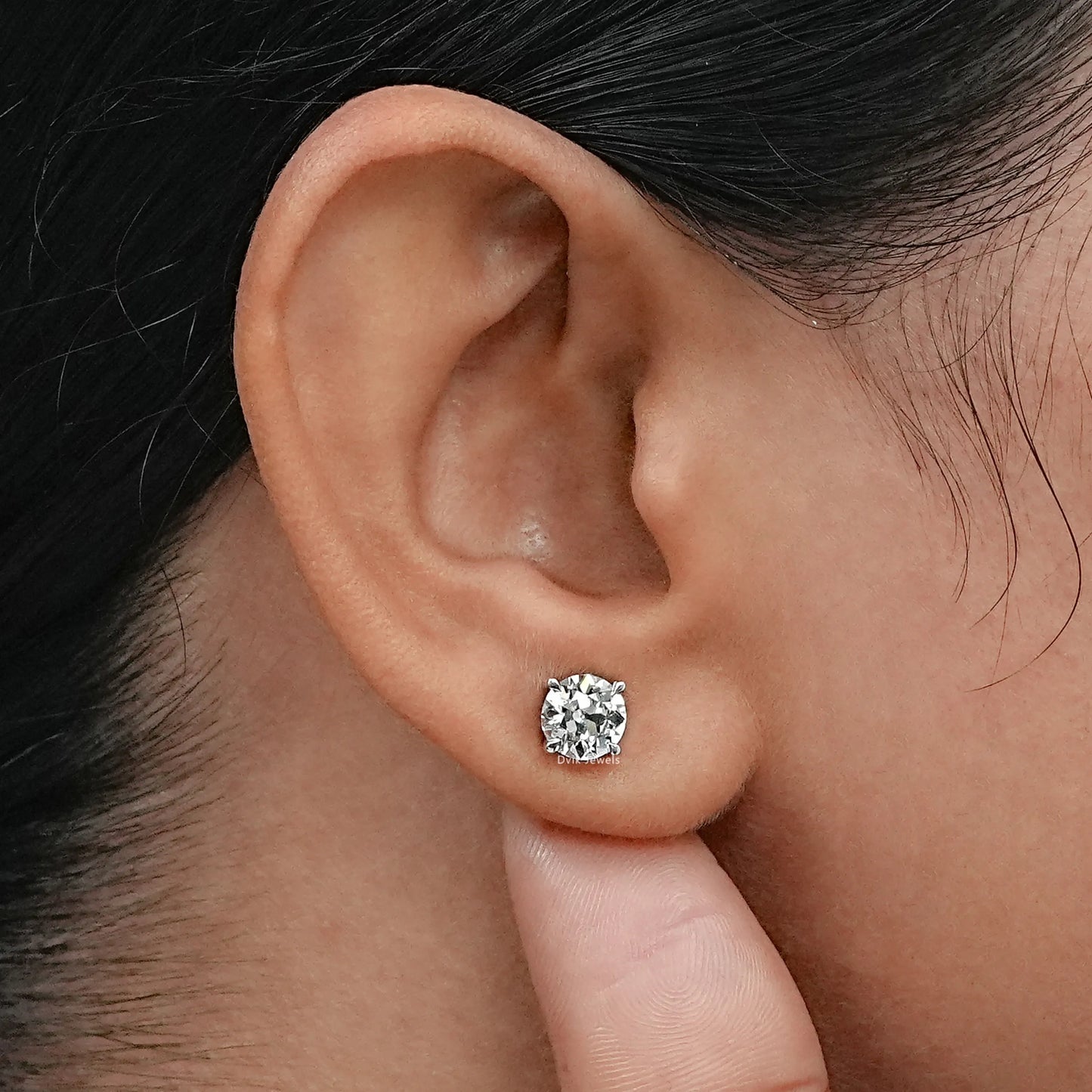 Old European Round Diamond Stud Earring