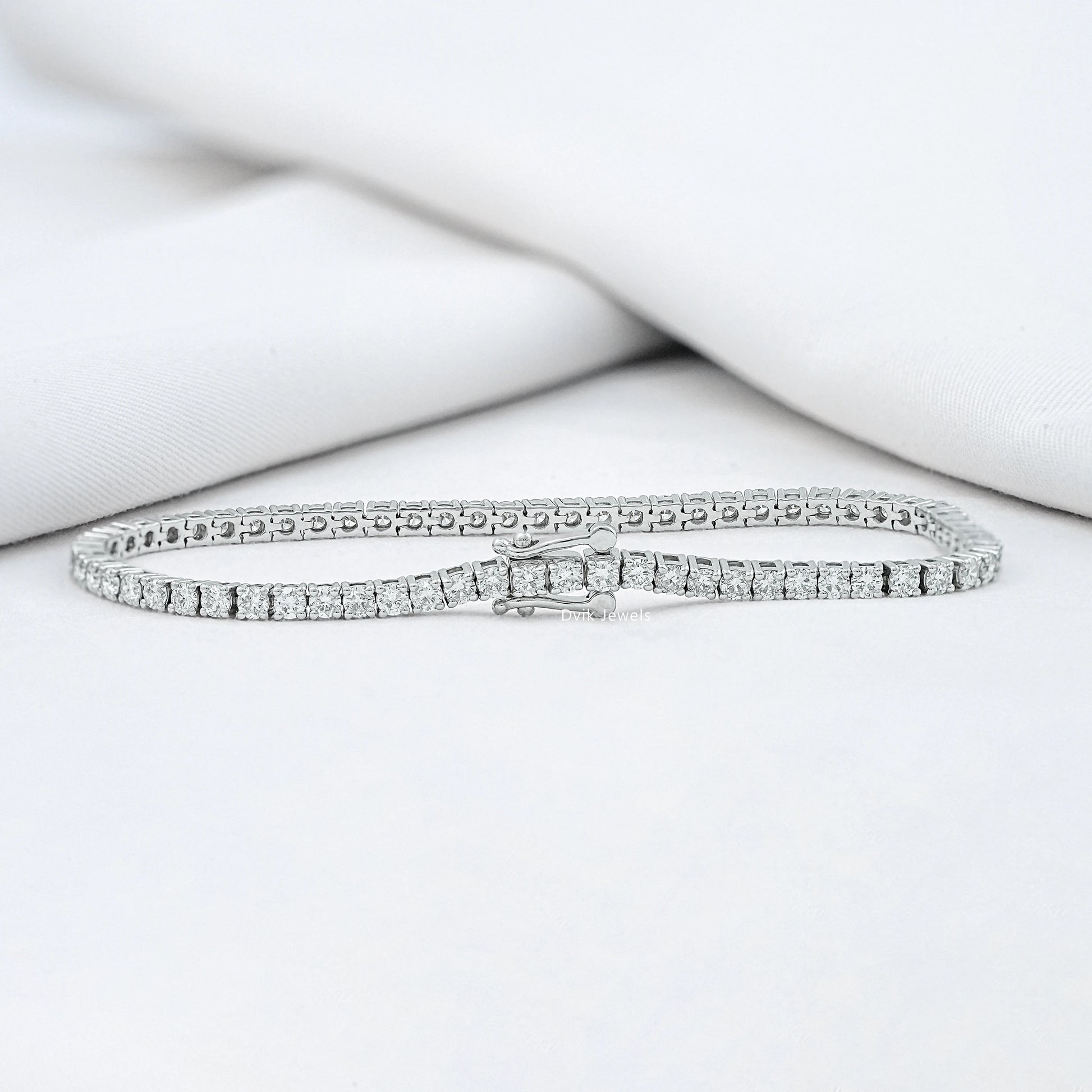 Round Cut Lab Grown Diamond Bracelet Bracelet