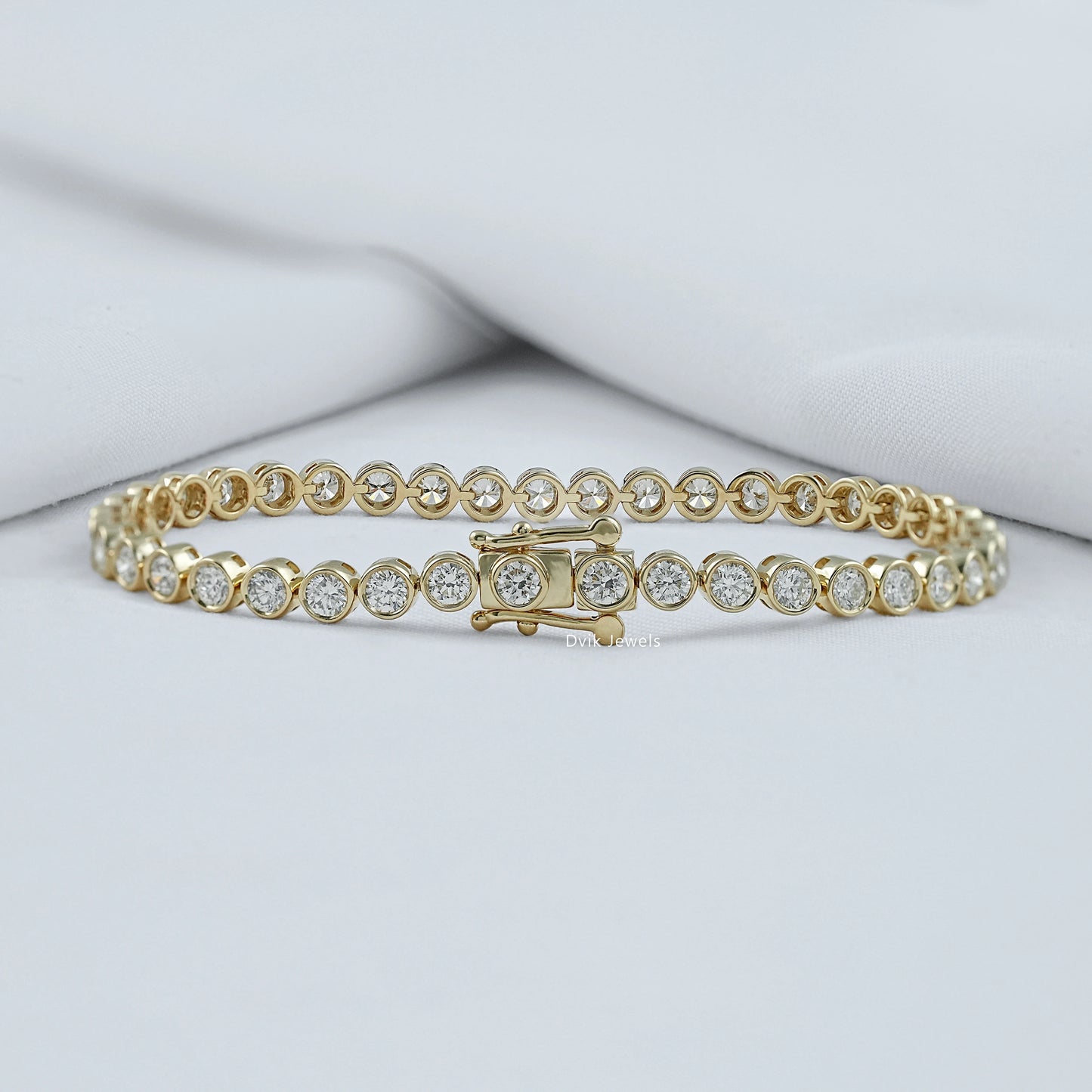 Bezel Set Round Lab Diamond Tennis Bracelet Bracelet