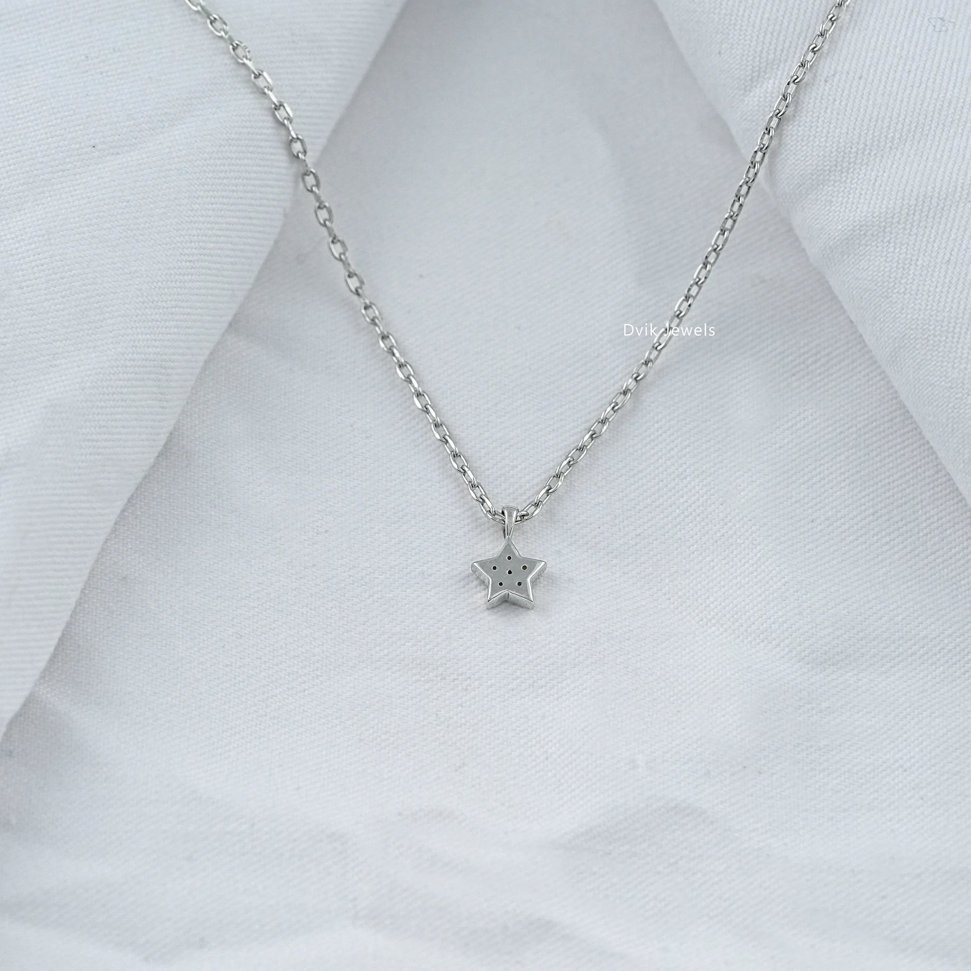 Star Shape Round Lab Diamond Pave Set Pendant Pendant
