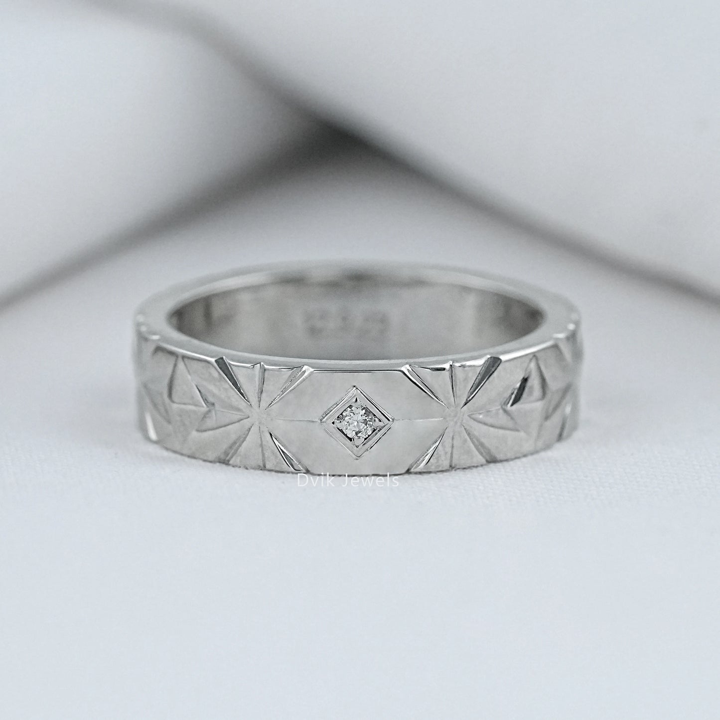 Engraved Wedding Band with Round Cut Diamond