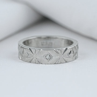 Engraved Wedding Band with Round Cut Diamond