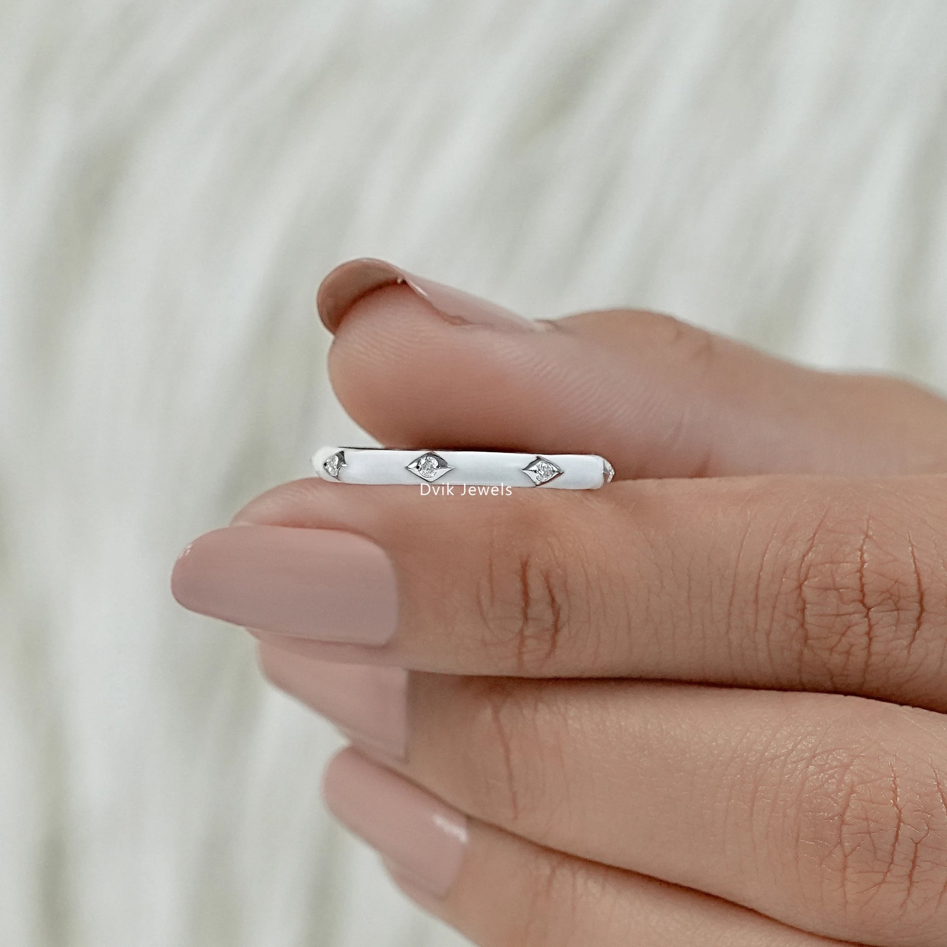 White Enamel Star Set Ring white gold round lab diamond front view